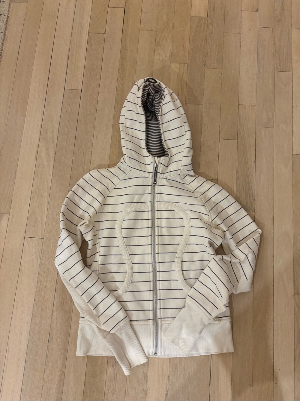 Lululemon Scuba Hoodie Sz 4